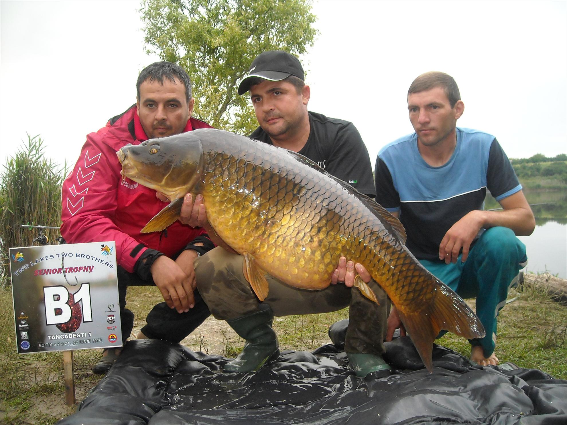 Senior Trophy (2) - 2010 - dscn6063.jpg